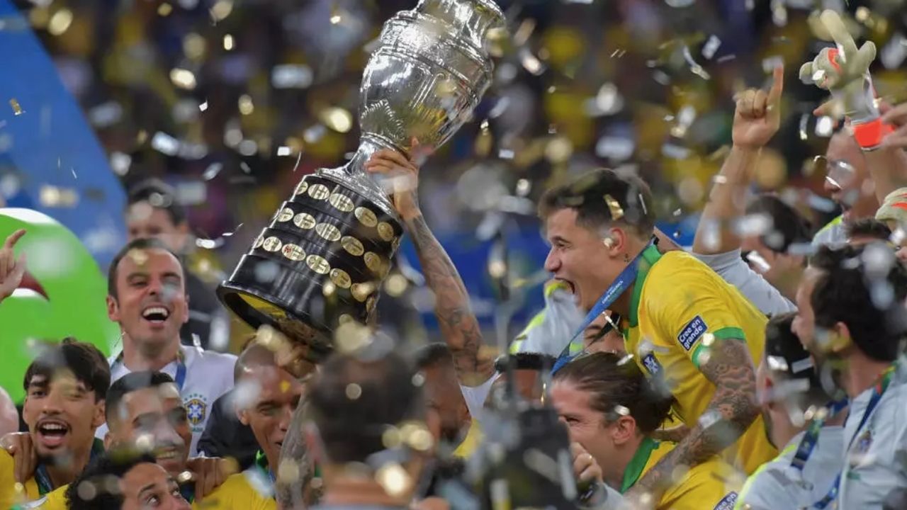 La Copa América 2021 será albergada por Brasil