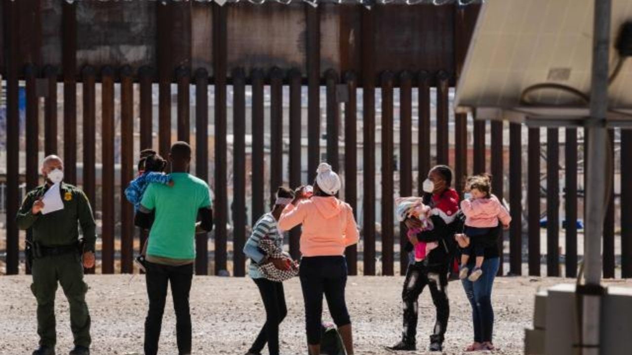 Biden comenzará a reunificar a familias de inmigrantes separadas por Trump