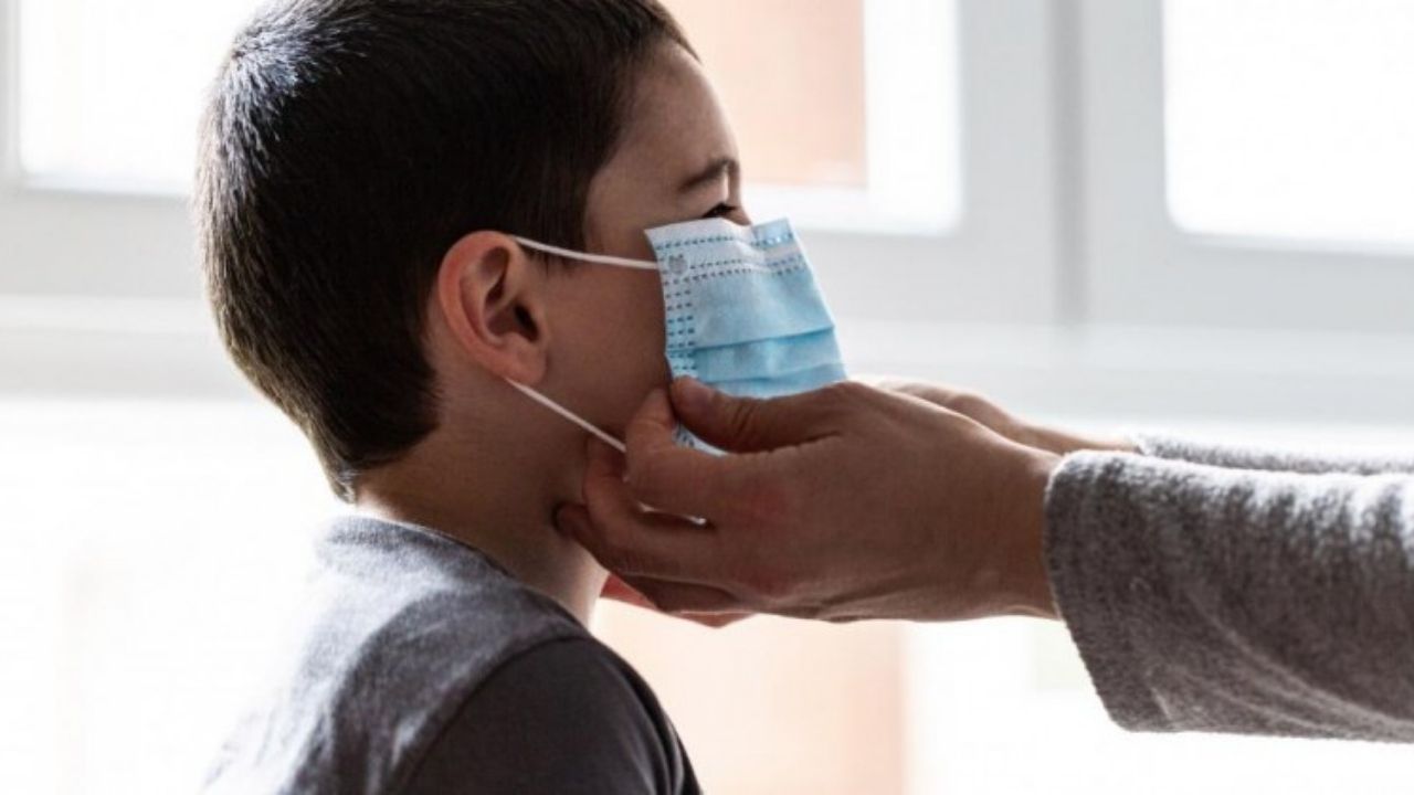 Ni cáncer ni menos oxígeno: no hay efectos nocivos de la mascarilla en niños