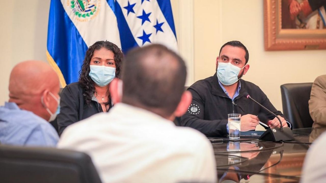 El Salvador donará a Honduras 34,000 dosis de vacunas contra el covid-19
