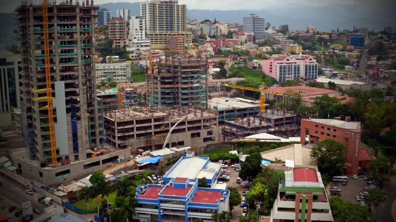 Editorial HRN: Lo que hay detrás de las ZEDE