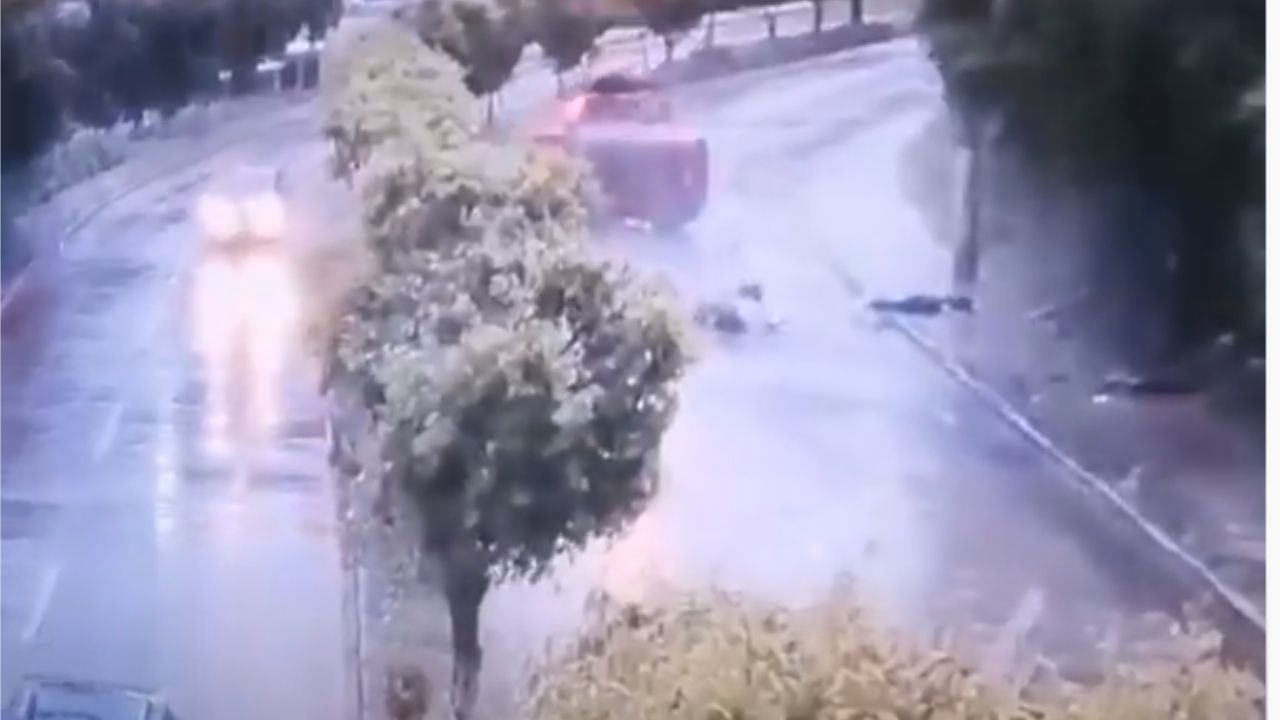 Video impactante muestra cómo camioneta se vuelca y su conductor sale volando en Tegucigalpa
