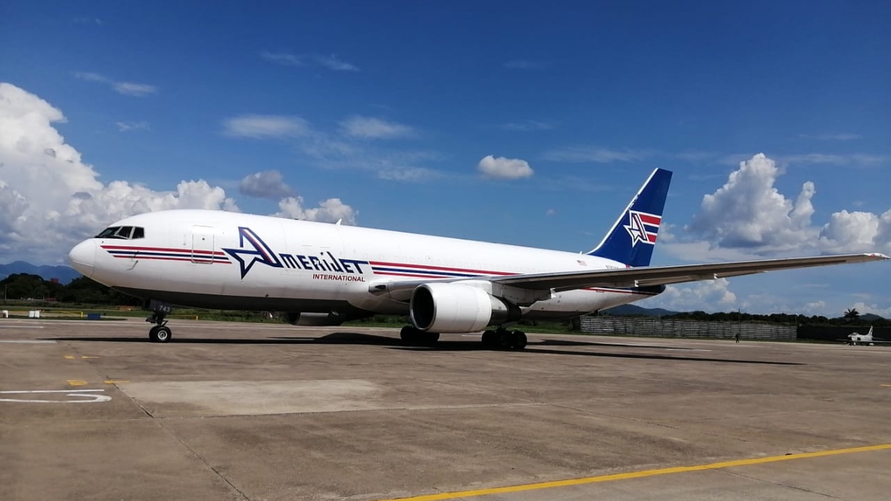 Llegan a Honduras 1.5 millones de dosis de vacunas Moderna contra el covid donadas por Estados Unidos