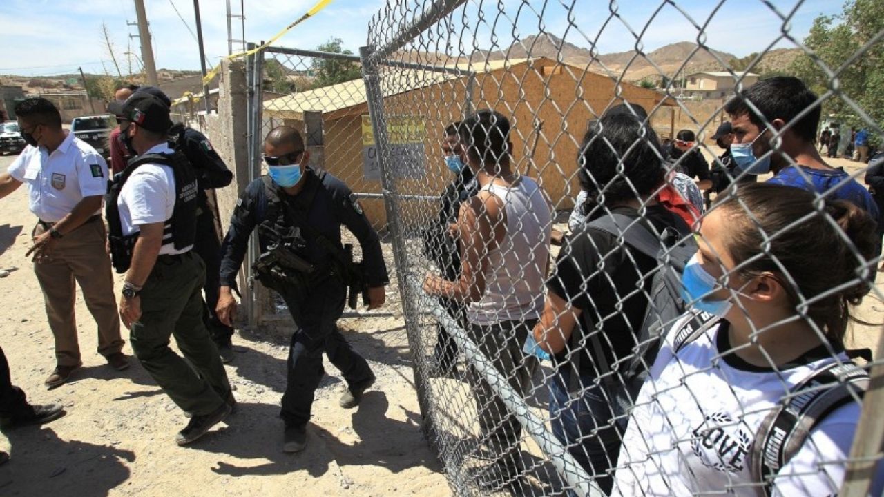 Rescatan en México a 140 migrantes secuestrados, entre ellos varios hondureños, cerca de la frontera con Estados Unidos