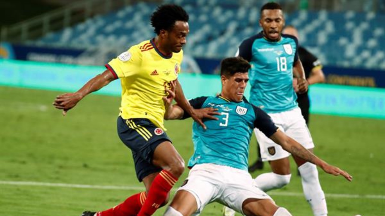 Una fantasía de Cardona da revancha a Colombia ante Ecuador en el debut