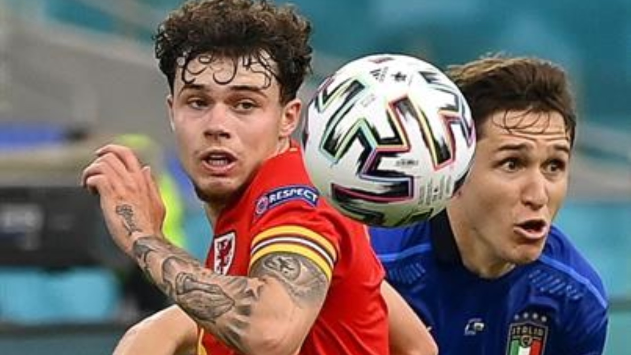 Italia iguala su récord de 30 partidos sin derrota y cierra el grupo perfecto