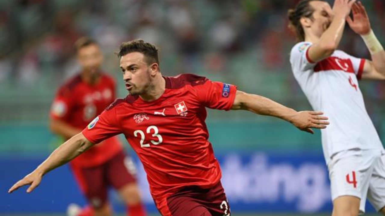 Sommer y Shaqiri compran medio billete a octavos