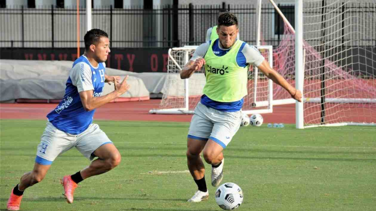 Tres jugadores hondureños dan positivo a covid previo al duelo ante México de la Copa Oro