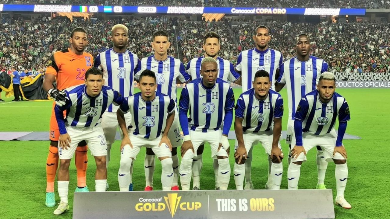 Delegación de fútbol hondureña en Copa de Oro ha sido vacunada tras resultados positivos covid