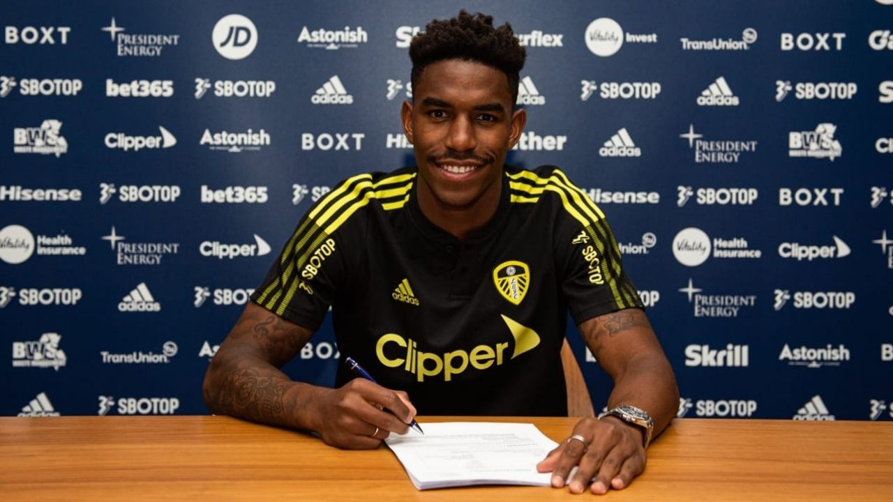 El Barcelona transfirió a Junior Firpo al Leeds United