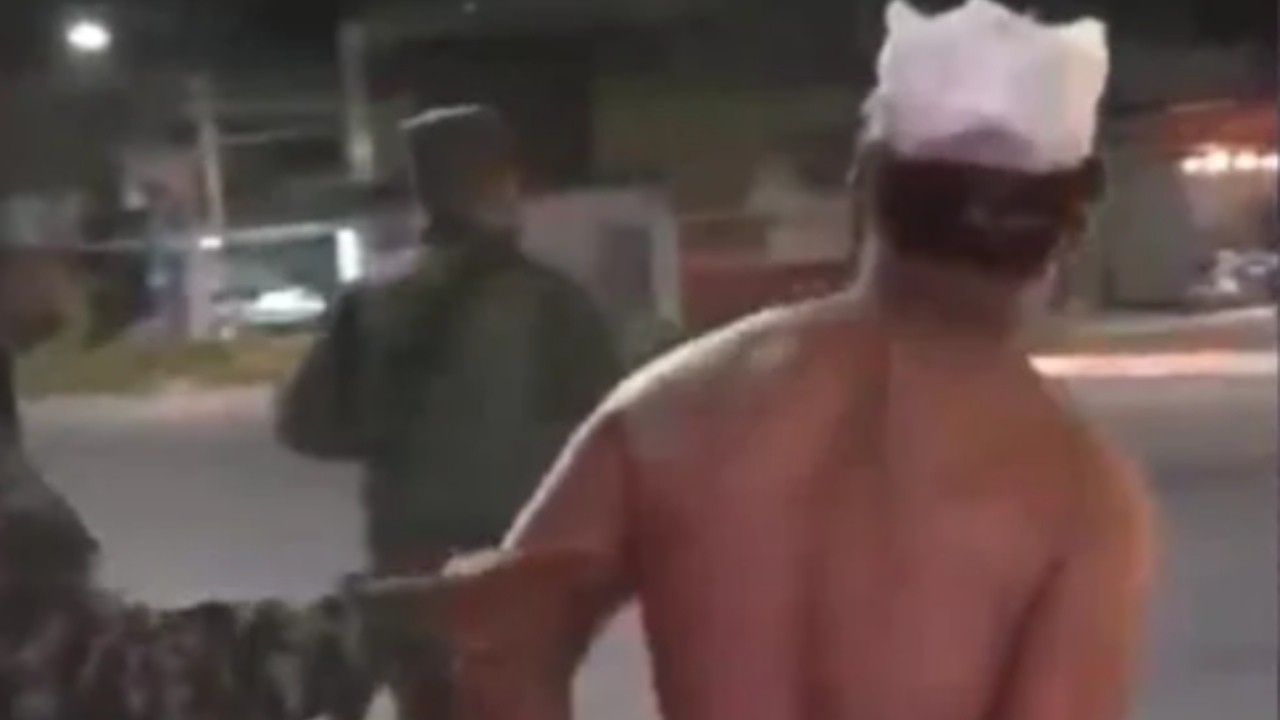 Hombre se salva de morir 'linchado' por un grupo de personas luego que intentó  abusar a tres mujeres en la capital de Honduras