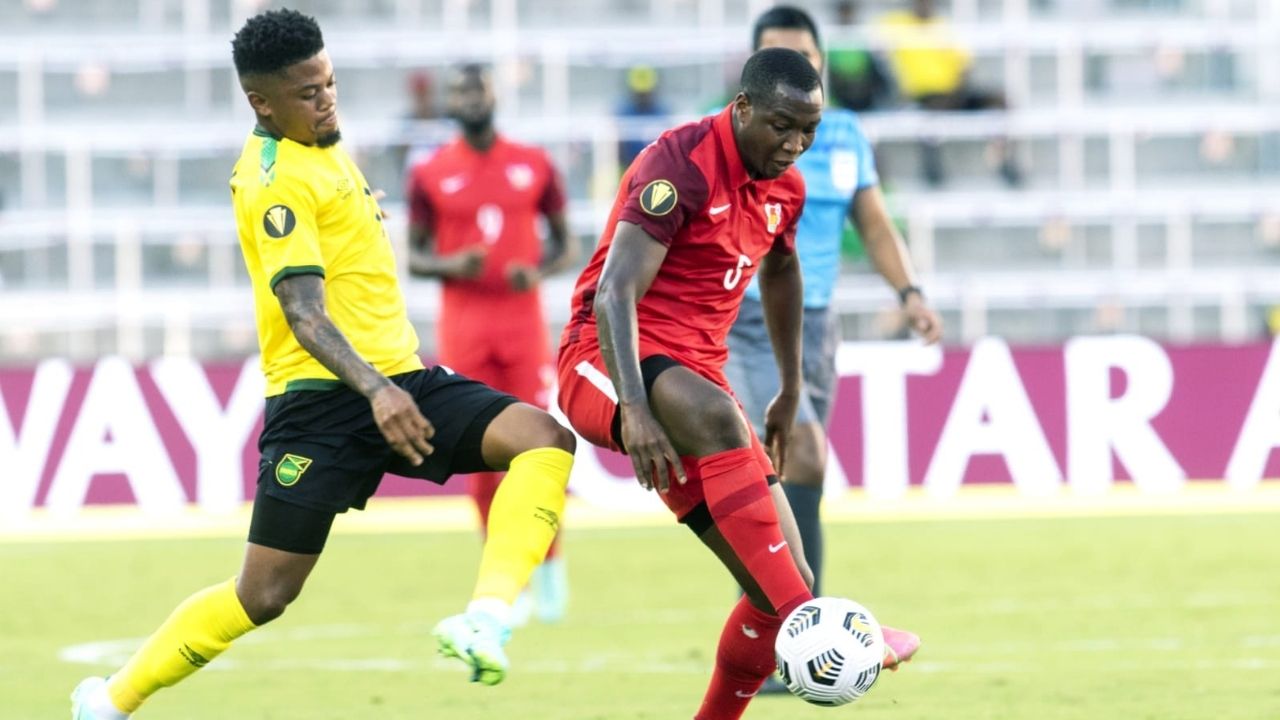 Jamaica derrota a Guadalupe y clasifica a cuartos de la Copa de Oro 2021