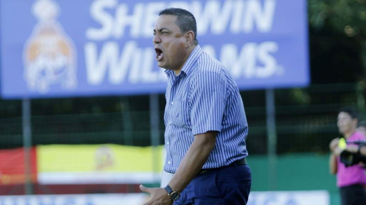 Jhon Jairo López se olvida del Platense y ahora entrenará al Honduras Progreso