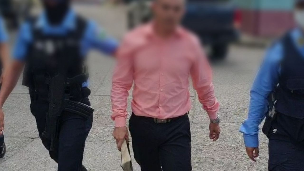 Imagen de Pastor evangélico es arrestado mientras se disponía a dar inicio a un culto en una iglesia en Copán
