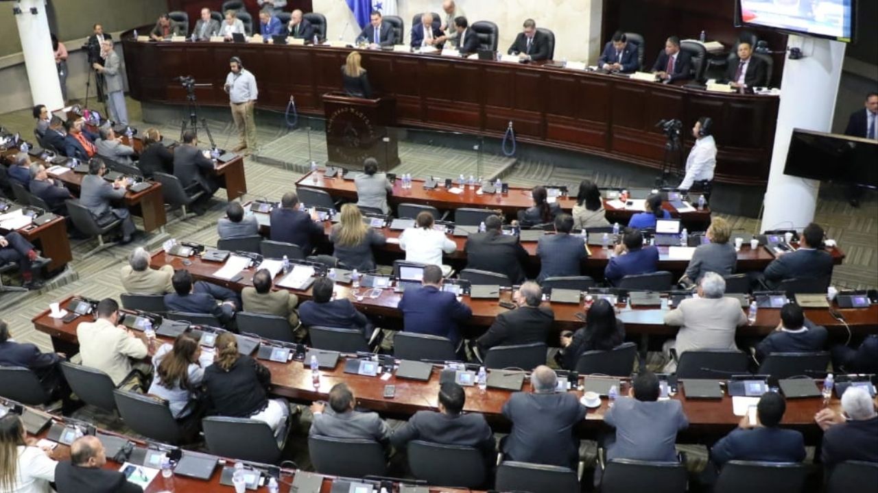 Congreso Nacional solicita evaluación del Sinager para volver a sesiones presenciales