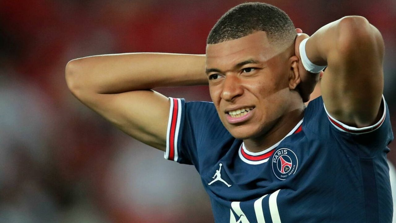 PSG no descarta vender a Mbappé pero considera insuficiente la oferta