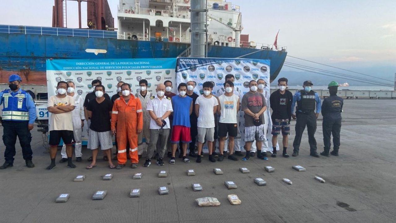 Declaran detención judicial para capitán de barco carguero de nacionalidad china por tráfico de drogas en Honduras