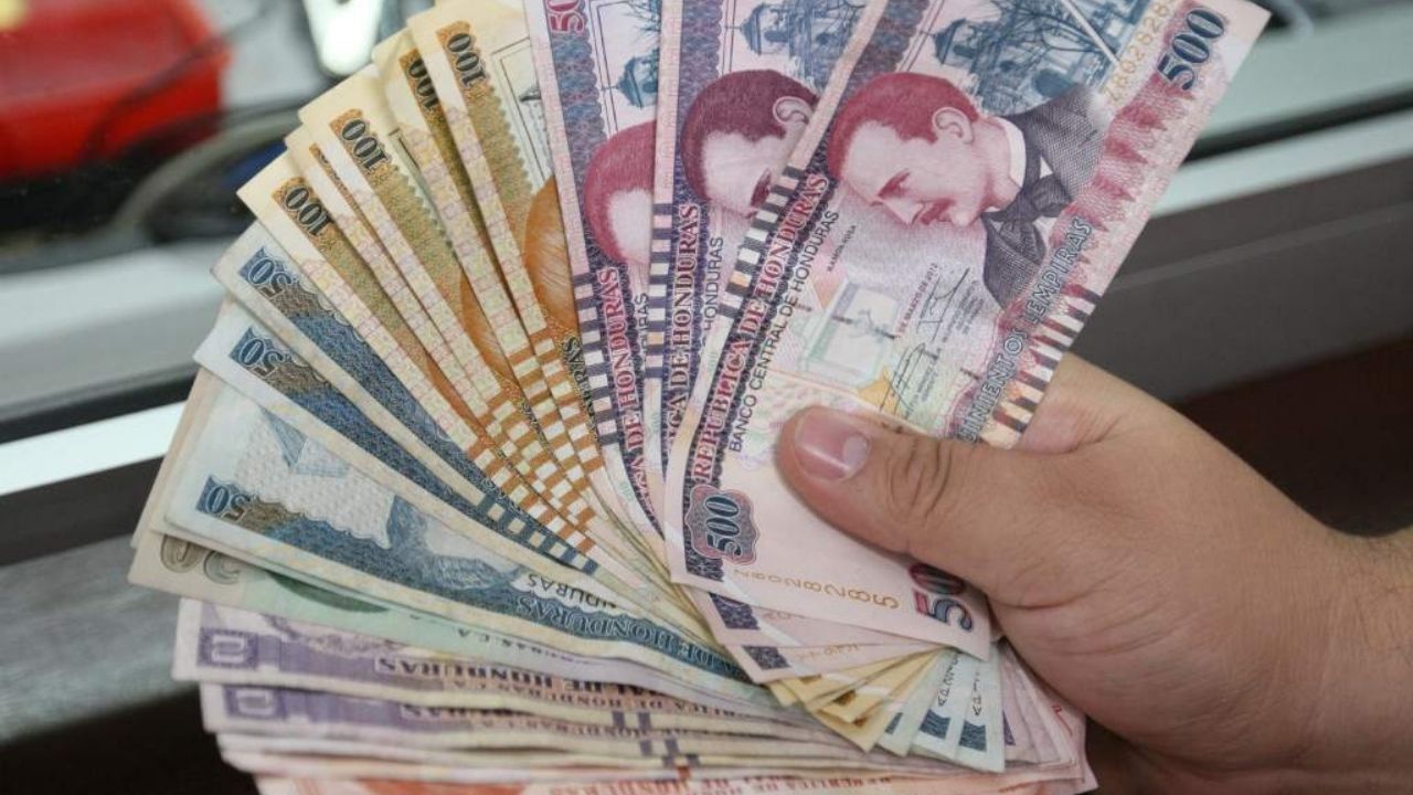 Seis de cada diez lempiras del presupuesto público en Honduras va a pago de sueldos y salarios