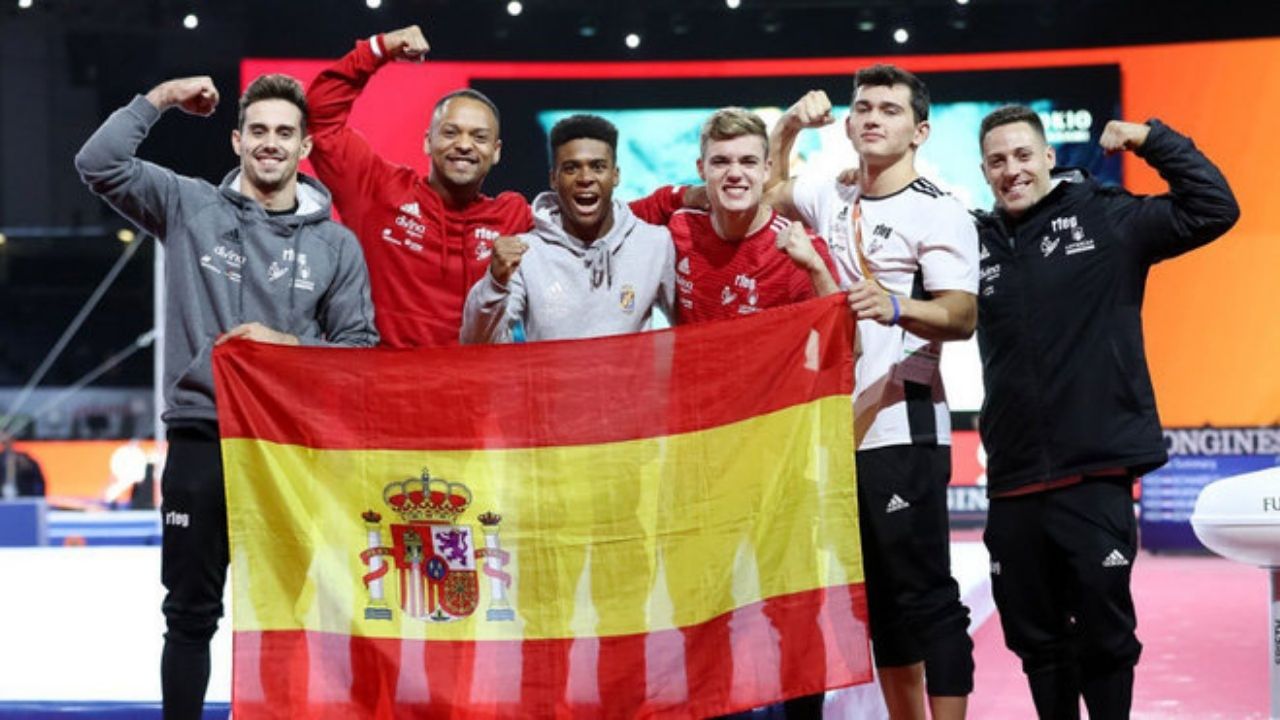 Equipo masculino de gimnasia artística de España es viral tras divertido TikTok al ritmo de 'Aserejé'