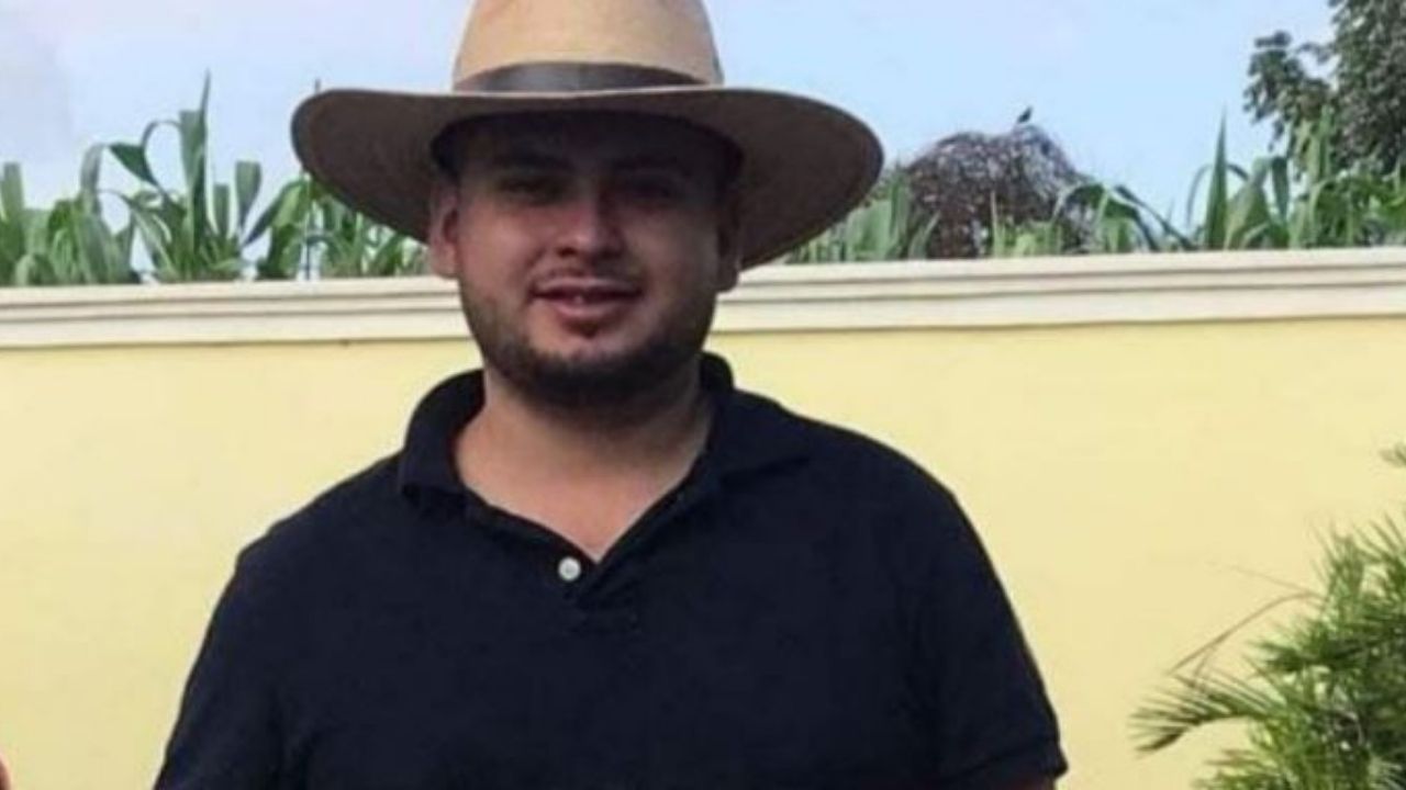 Investigarán muerte de estudiante de Derecho que no se detuvo en un retén y recibió disparos de policías