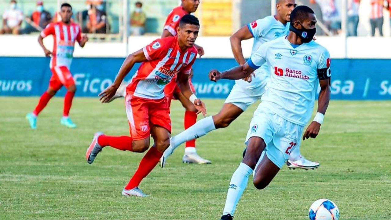 Olimpia sufre empate ante Vida en el Nacional