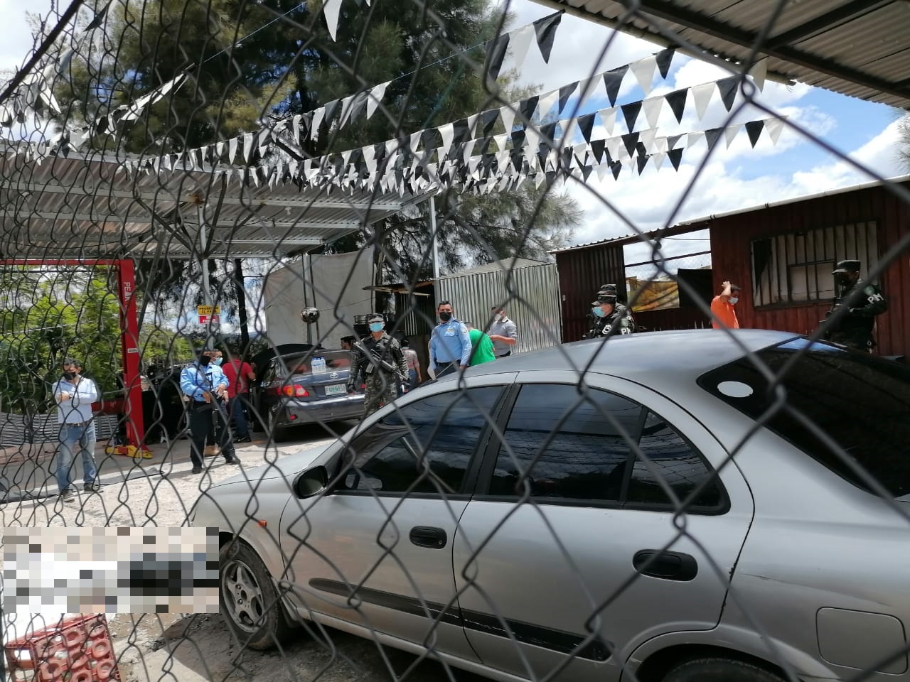 Hombre vestido de mujer mata a un hondureño en el interior de su lugar de trabajo en Tegucigalpa