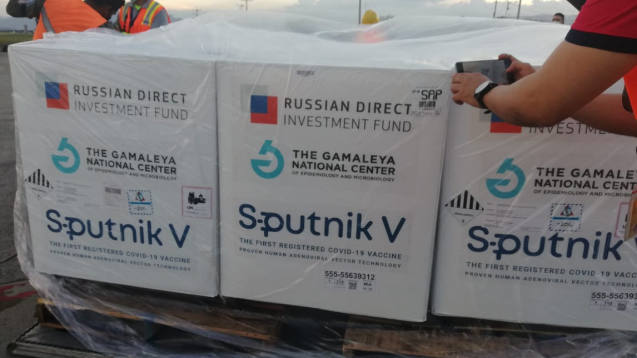 ¡Al fin! Llegan a Honduras 20 mil dosis del segundo componente de la vacuna Sputnik V