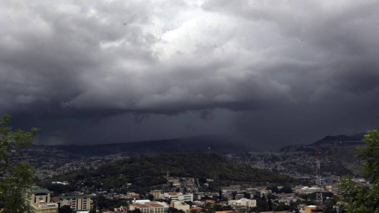 Onda tropical dejará lluvias en estos sectores de Honduras durante el fin de semana
