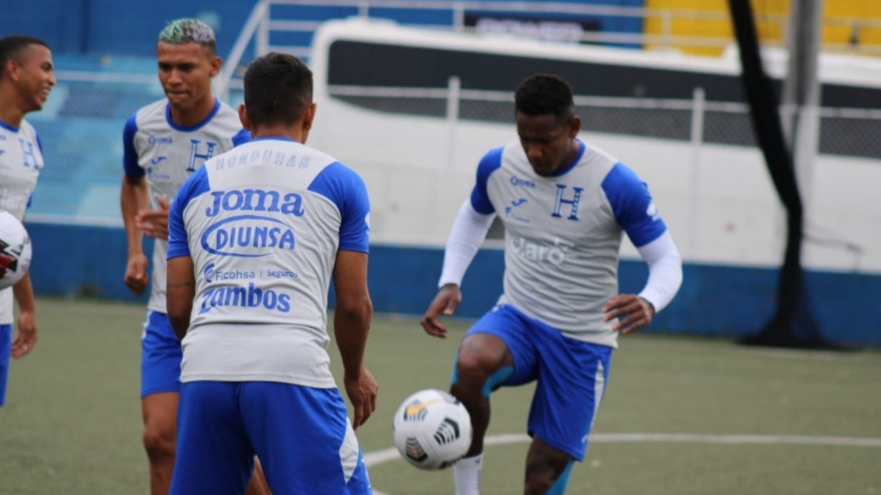 Honduras ante El Salvador en el Cuscatlán por la jornada 2 del octogonal de Concacaf