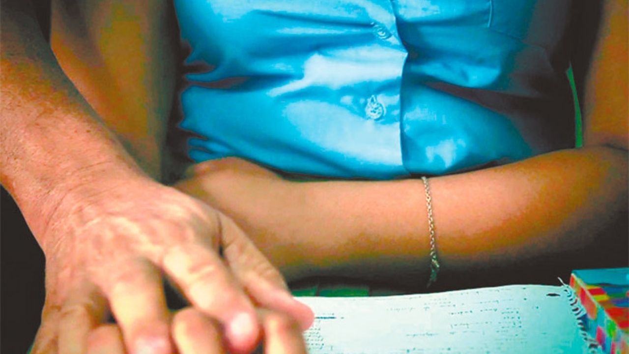 Crudo testimonio de estudiante hondureña acosada por catedrático de la UNAH, estas eran sus insinuaciones