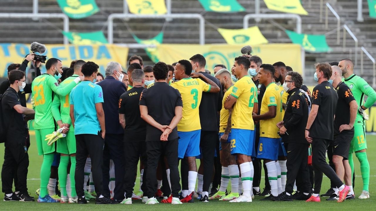 VIDEO: Polémica en Conmebol por suspensión de partido eliminatorio entre Brasil y Argentina