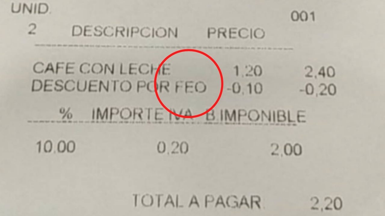 Le dan descuento por ser 'feo' y esta fue su reacción