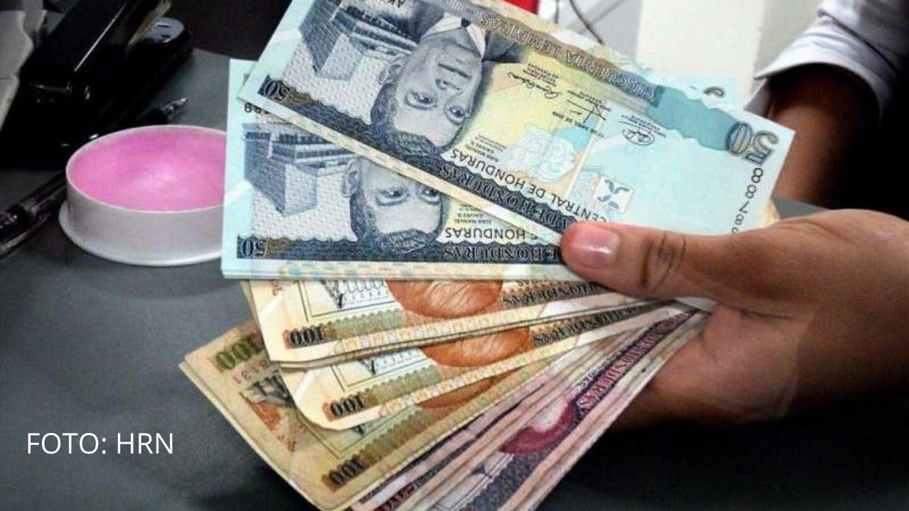 Banquero Jorge Bueso Arias: 'Sin justificación el Banco Central ha devaluado el lempira en dos o tres centavos diarios'