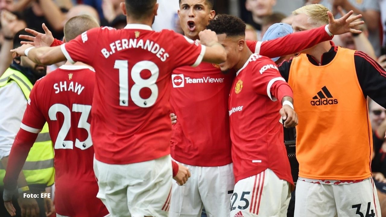 Cristiano celebra su regreso al Old Trafford con doblete y el liderato del Manchester United