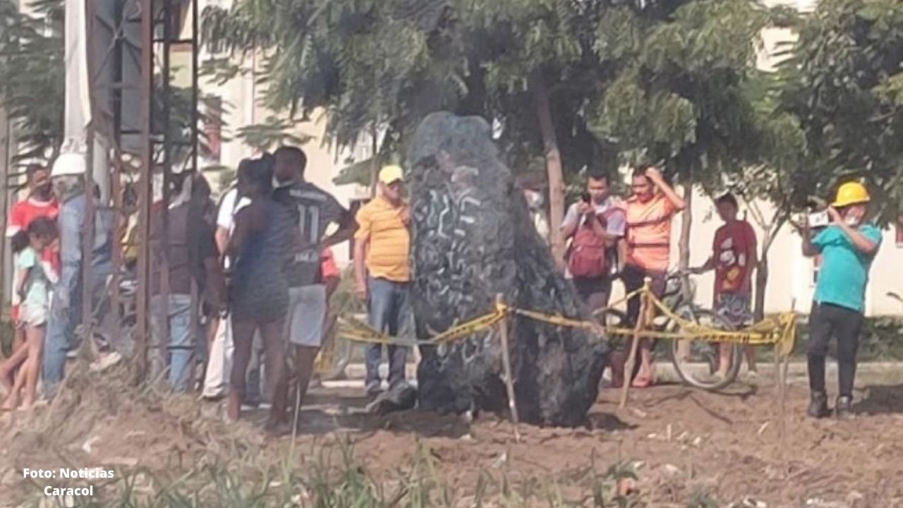 Asombro en Colombia por caída de supuesto meteorito, mira la reacción de una religiosa