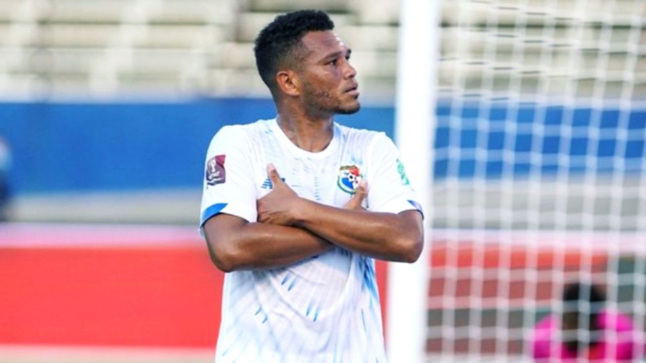 Panamá goleó 3-0 a Jamaica y escaló posiciones en el octogonal de la Concacaf