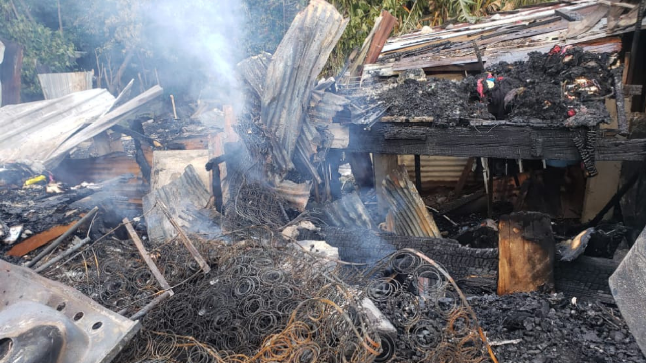 Capturan a sujeto por incendiar seis viviendas y la de su familia en La Ceiba