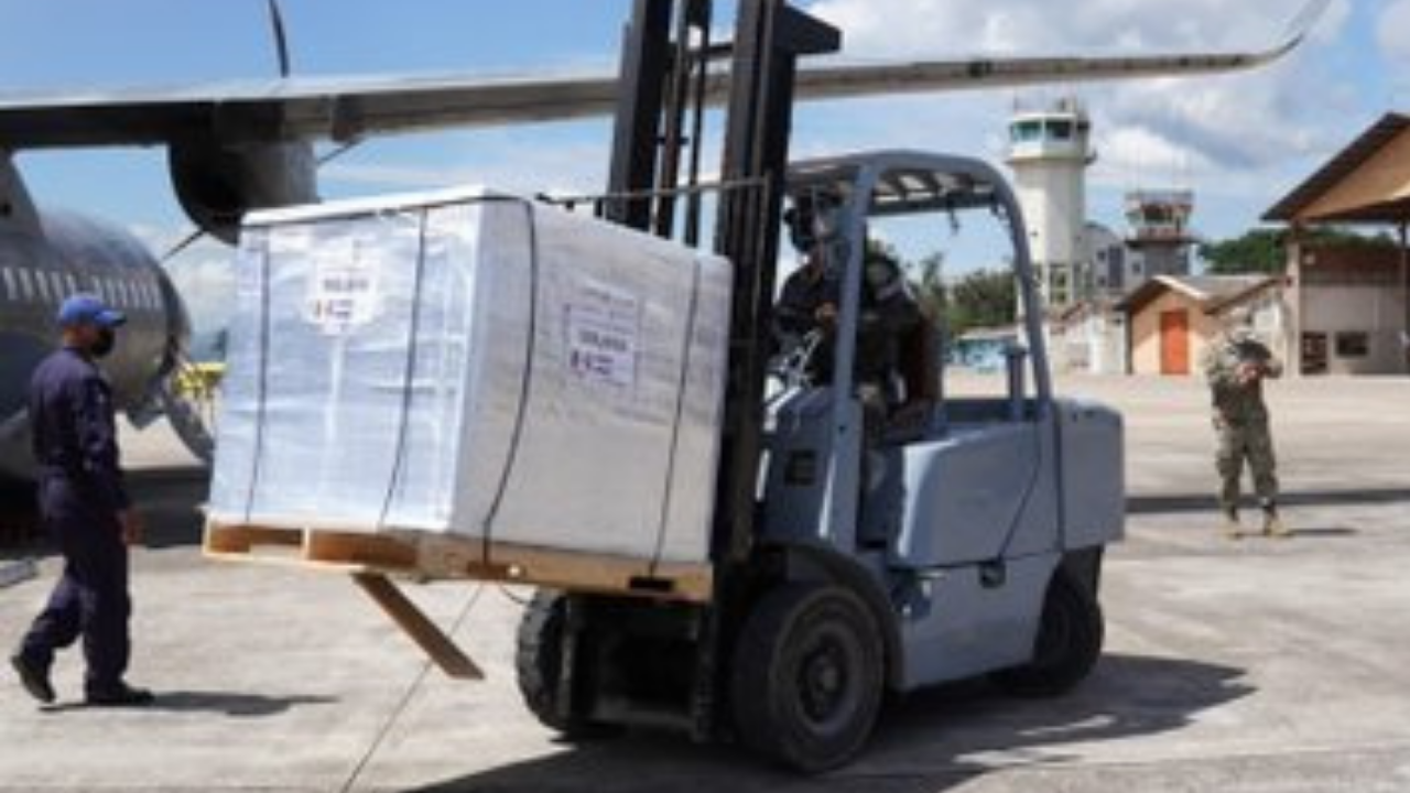 Honduras recibe una segunda donación de 150,000 dosis de vacunas de México