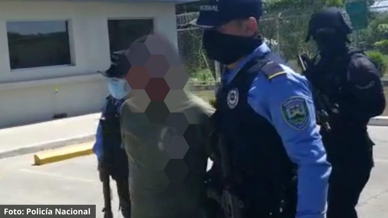 Detienen a hondureño que figura en la lista de los más buscados de Honduras por supuesta violación a menor de edad