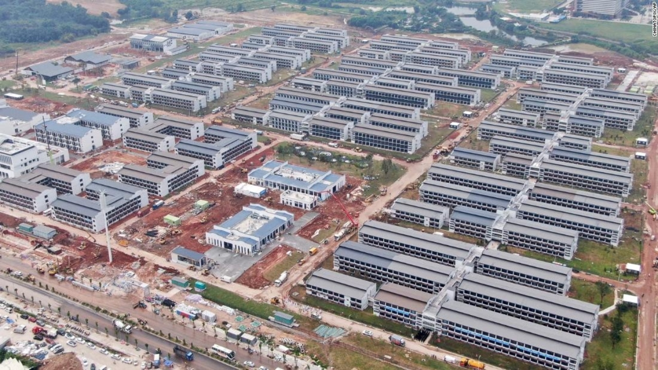 China construirá centros de cuarentena para quienes lleguen desde el extranjero