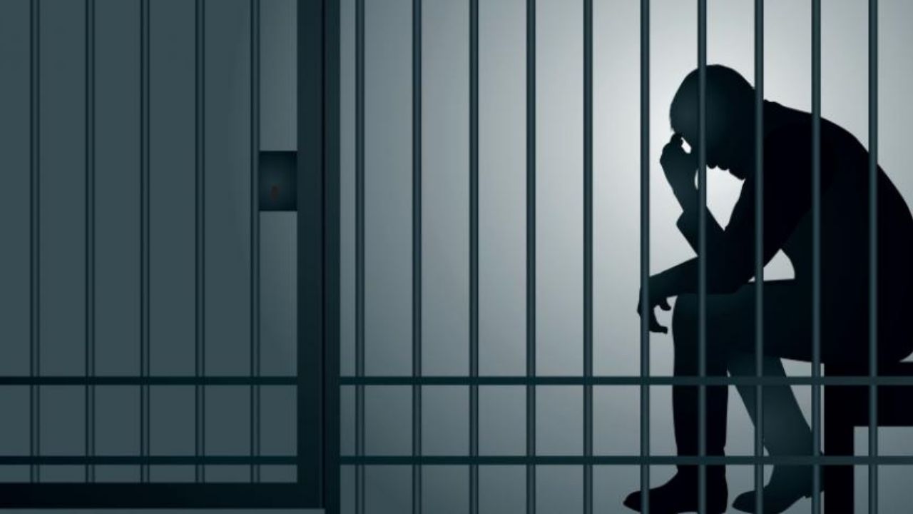 Hombre prefirió ir a prisión antes que estar en casa con su esposa bajo arresto domiciliario