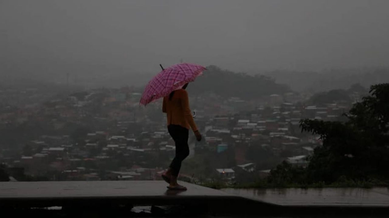 Pronostican lluvias durante este fin de semana en varias regiones de Honduras