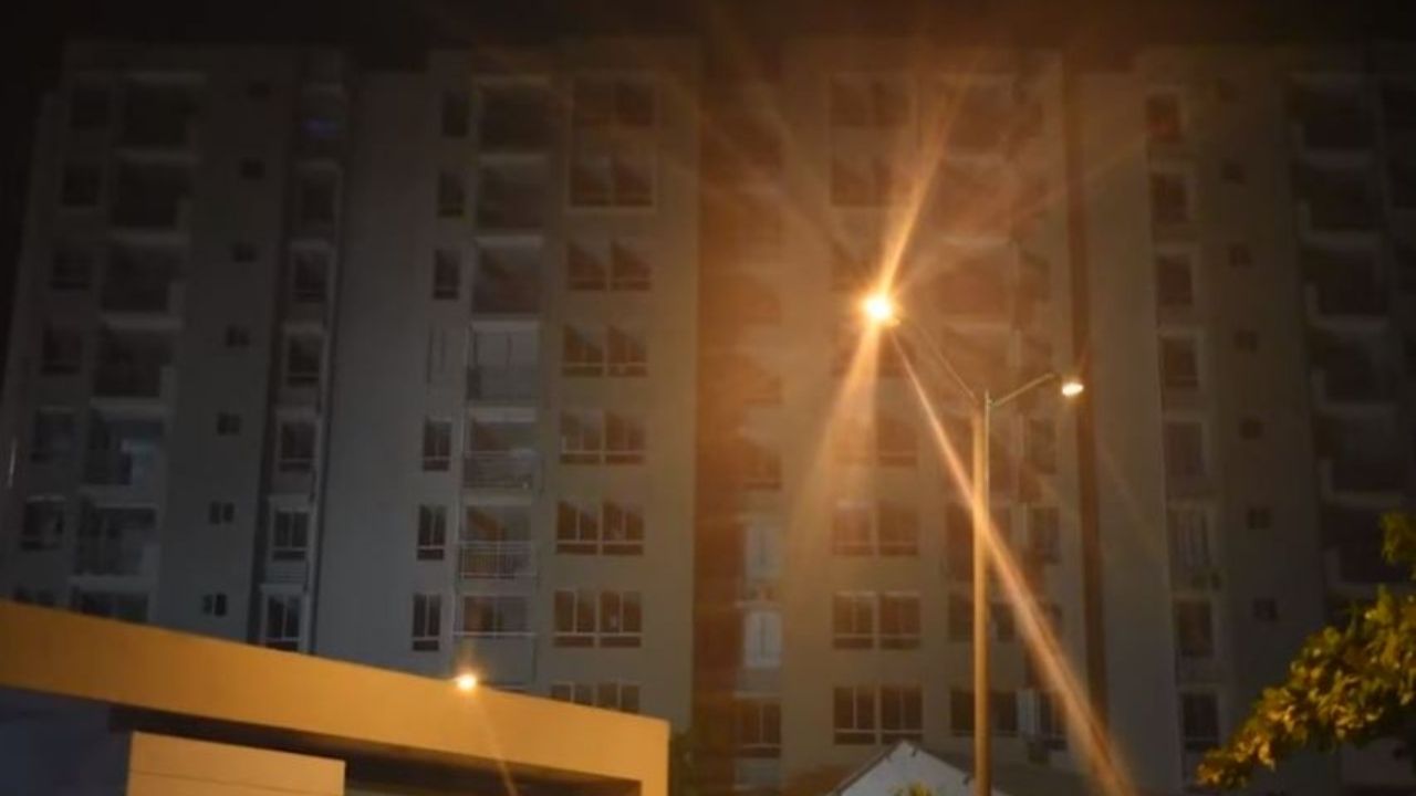 Niño autista de 6 años muere tras caer del quinto piso de un edificio