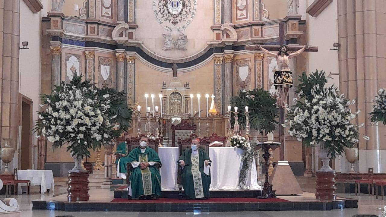 'Saber elegir, no apostar por seudo líderes que prometen mares y montes y no cumplen', pide cardenal Óscar Rodríguez a hondureños