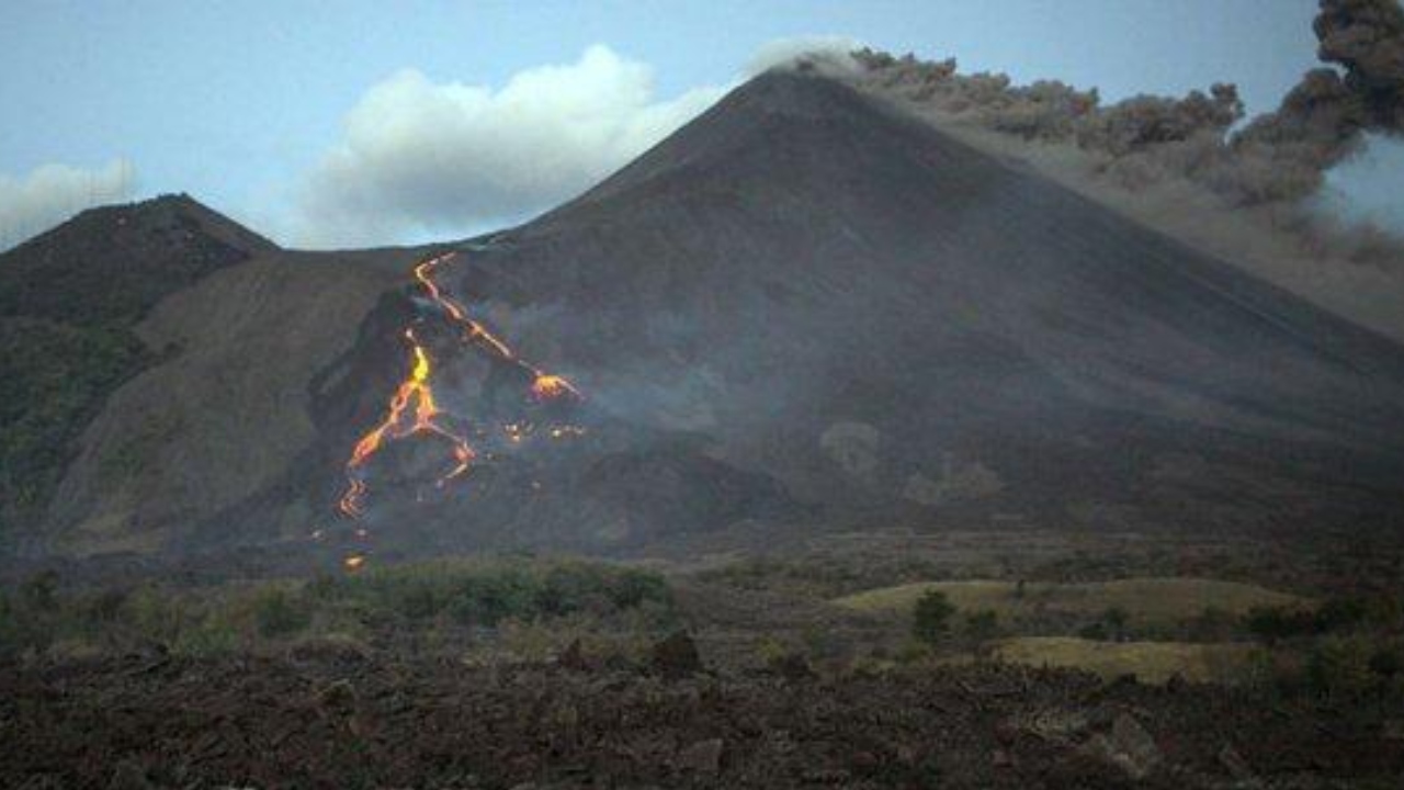 Video: captan escalofriante grito en volcán Popocatépetl, en México