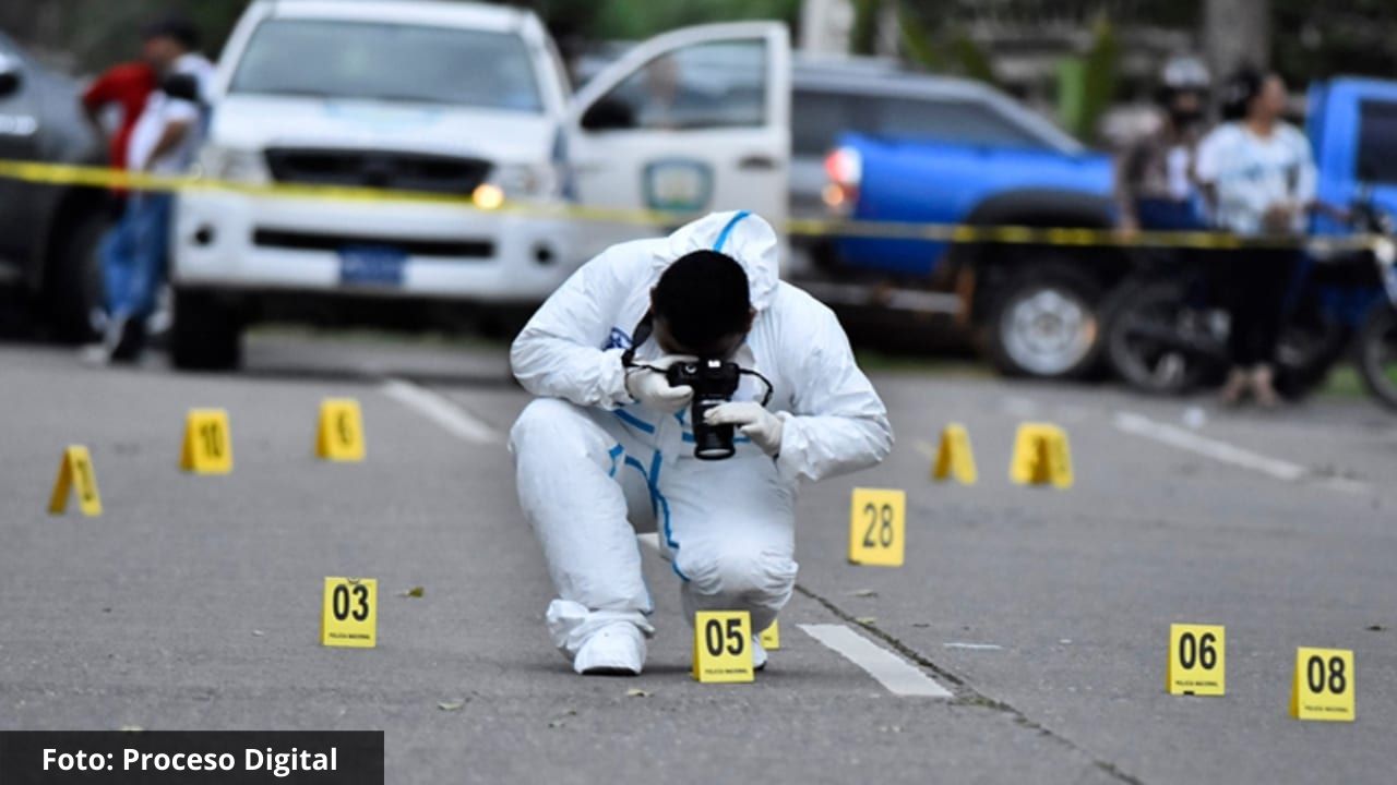 Asesinan fémina al interior de un taxi en La Ceiba, Atlántida