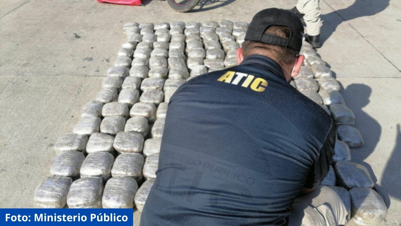 Detienen a dos ciudadanos con 151 paquetes de droga en Taulabé, Comayagua
