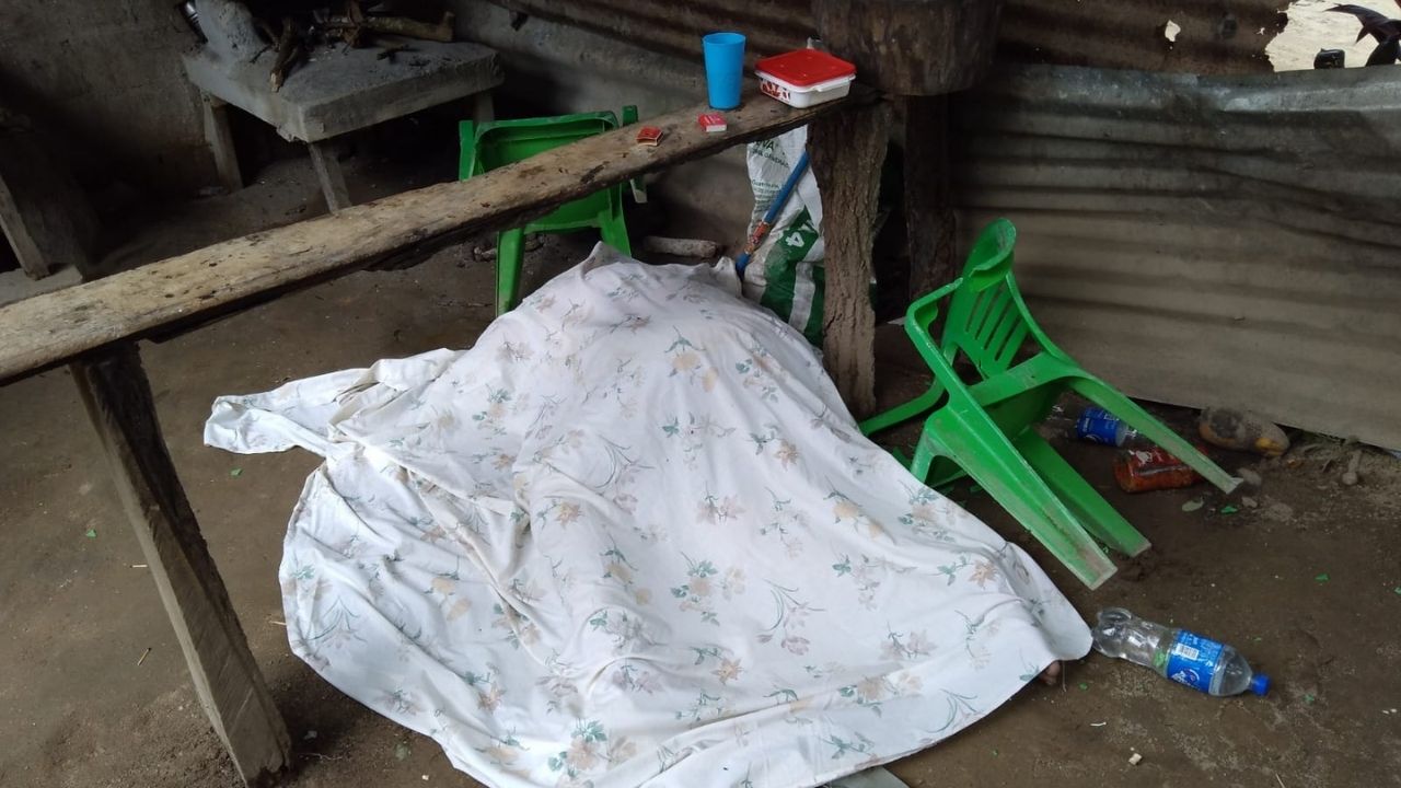A pedradas matan a hondureño durante una pelea por una botella de guaro en Atlántida