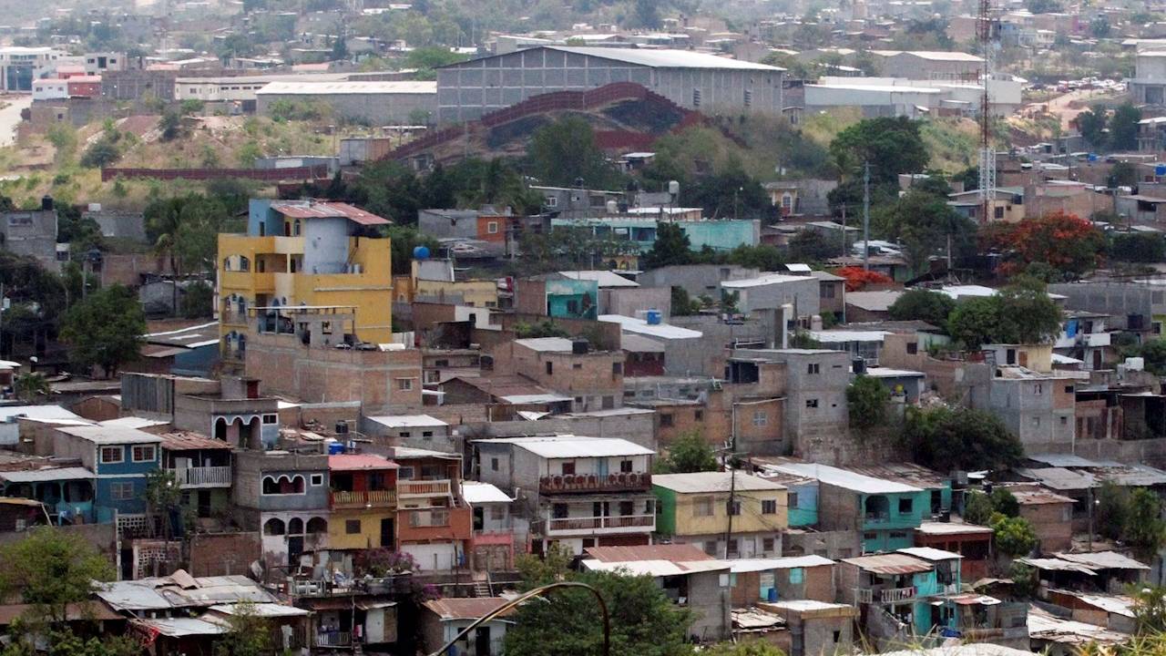 Falta de políticas públicas han generado más pobreza, rezago económico y corrupción en Honduras