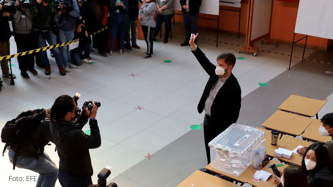 El exlíder estudiantil, Gabriel Boric, es el presidente electo de Chile